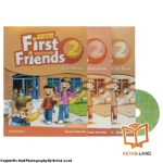 قیمت و خرید کتاب British First Friends 2 2nd از کتاب لند - تصویر اصلی - تصویر اول - تصویر جلد روی کتاب به همراه کتاب کار، مت بوک و DVD