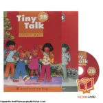 قیمت و خرید کتاب Tiny Talk 2B از کتاب لند - تصویر اصلی - تصویر اول - تصویر جلد روی کتاب به همراه کتاب کار و DVD